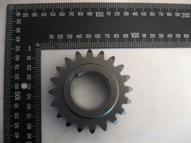 Шестерня рабочей тарелки z=20 MIKW-020-035