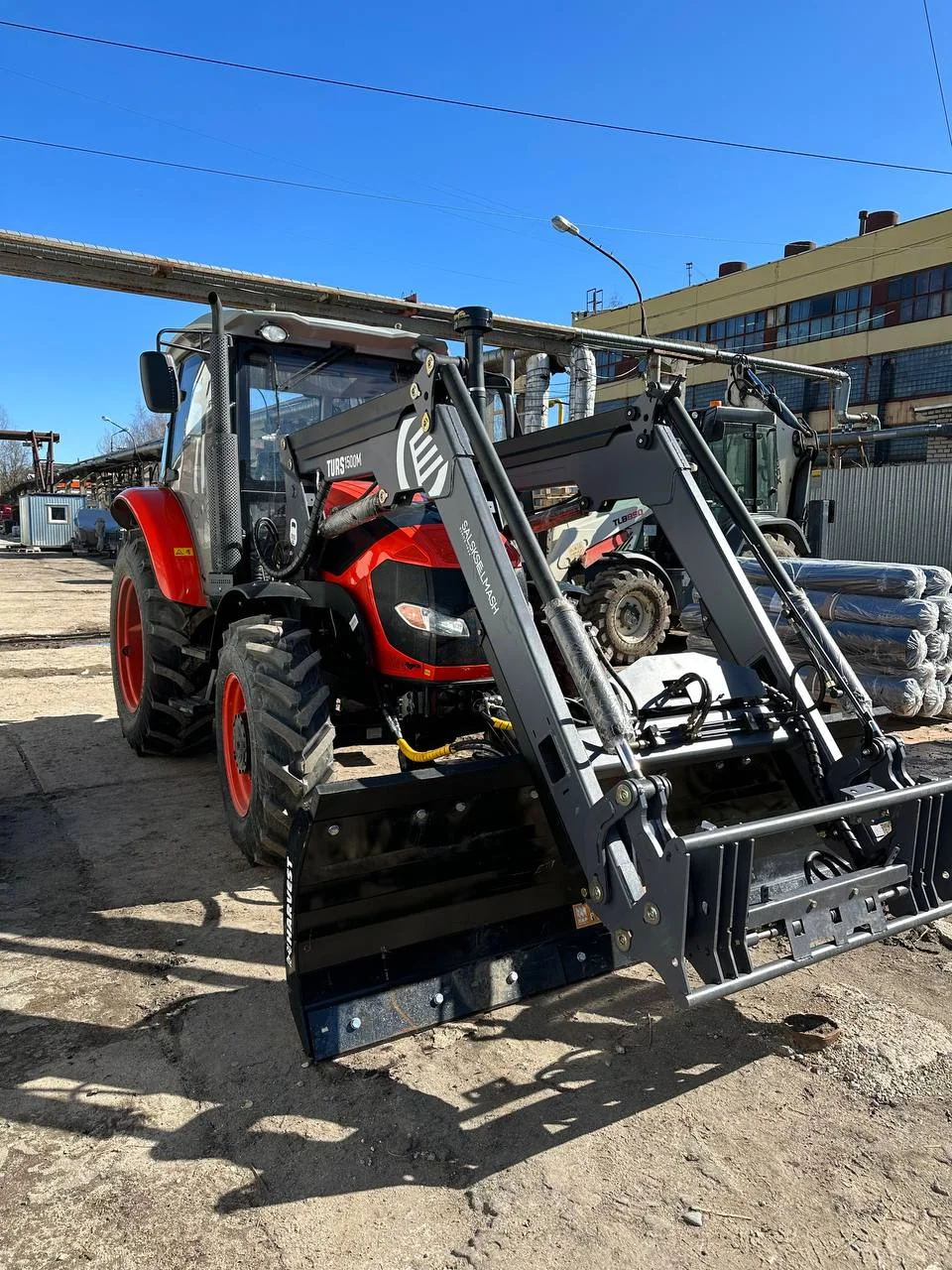 Фронтальный погрузчик TURS-1500-Д с джойстиком к FARMER FL1404 купить, цена