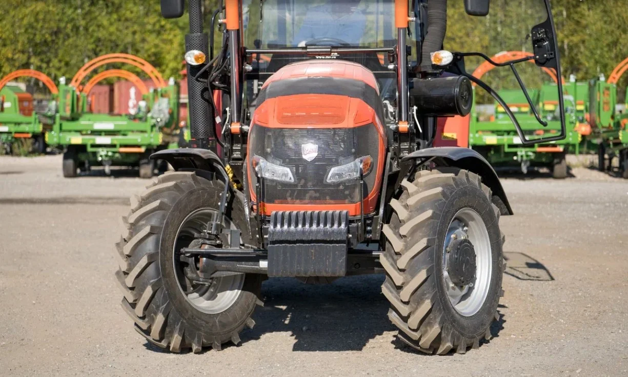 Фронтальный погрузчик FRONTLIFT 1200 EURO к тракторам FARMER FL904 купить,  цена